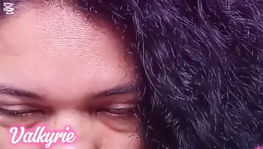 Hermosa gordita mamando rico