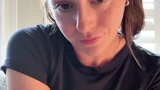 Hottie in Glasses Tells You How to Stroke!
