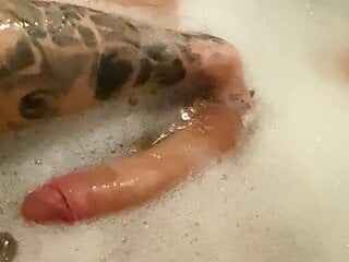 Horny in the tub
