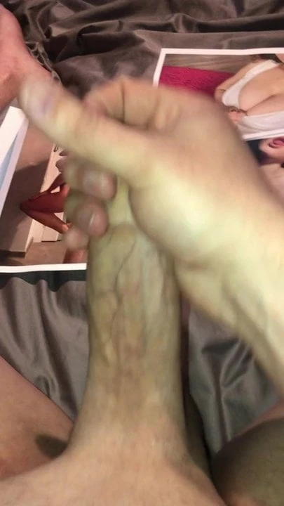 Cum tribute to cuckold queen mia