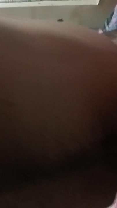Must-see moment from "Sexy girlfriend is bouncing on the land"