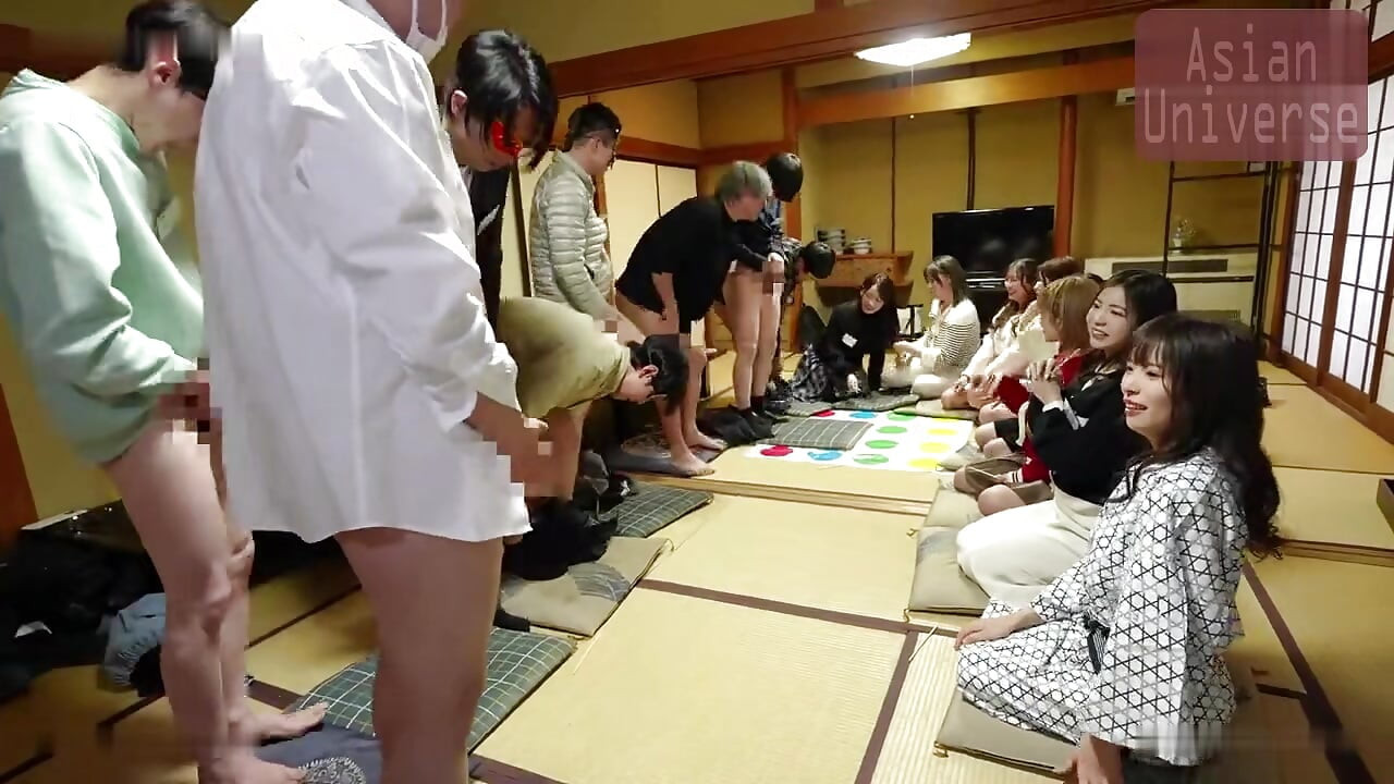Hot Spring Bus Tour - a Packed Getaway of Unrestrained Group Indulgence