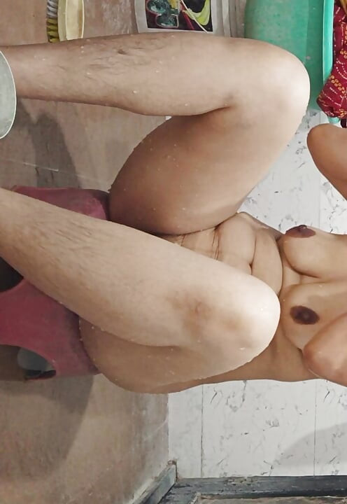 Priya bhabi novo estilo banho vídeo show
