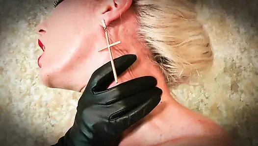 C!hoke auf lederhandschuhen