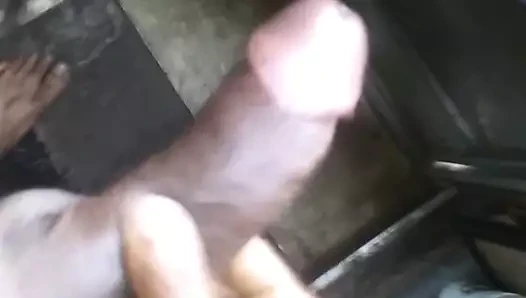 Kojo işten önce iniyor