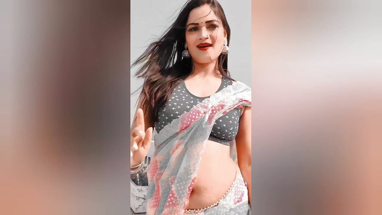ITNE DINO BAAD KAAMWALI BAI KO CHODNE KA MOUKA MILA