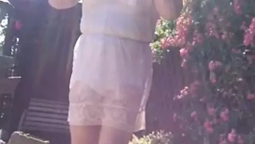 sissy içinde slip