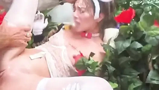 Bryan birden fazla pozisyonda Tess'in sıkı amını sikiyor!