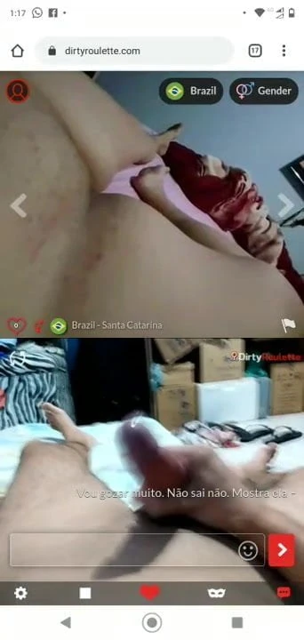 Gozei com a esposa do cara abrindo a buceta pra mim