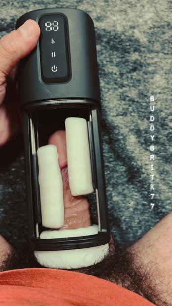 Nuovo sex toy. Sembra fantastico!!!