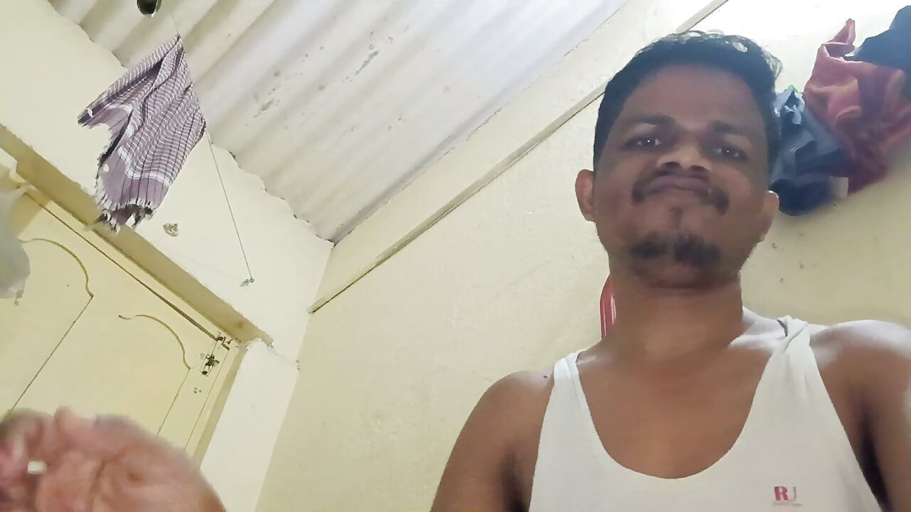 Dick Flash!cute teen gives me hand job