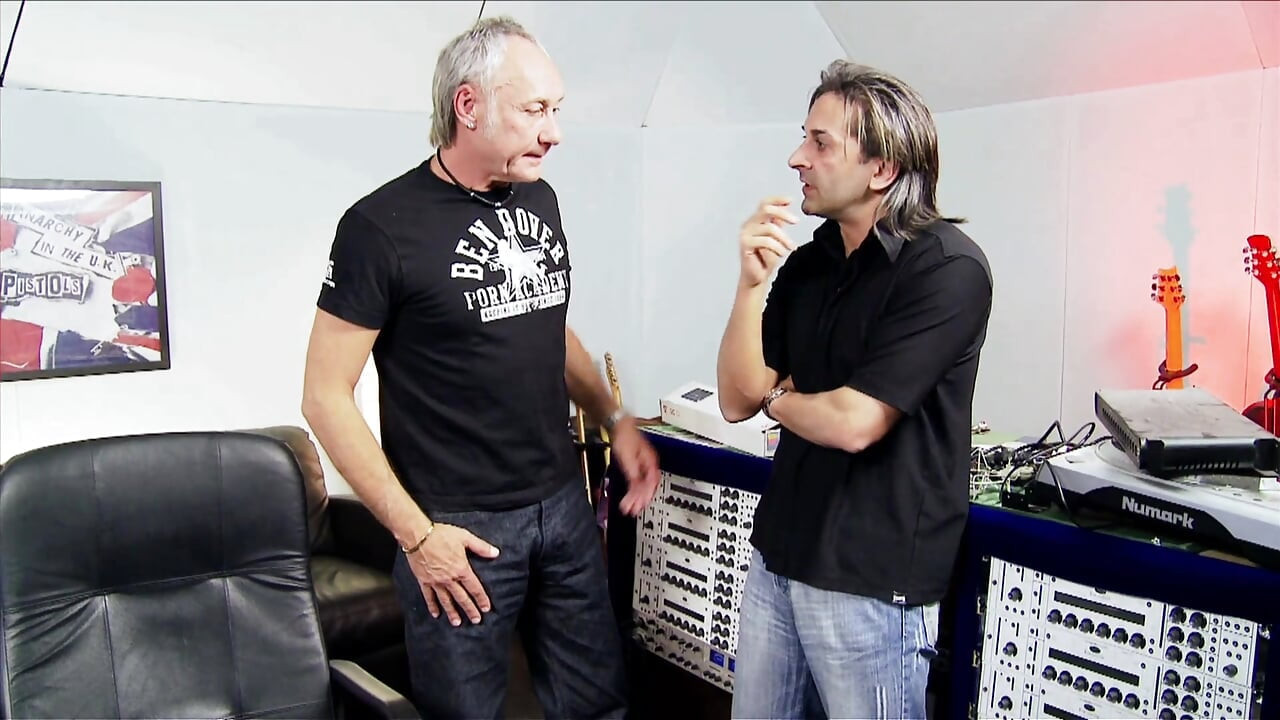 สองควยในหีสาวน้อย