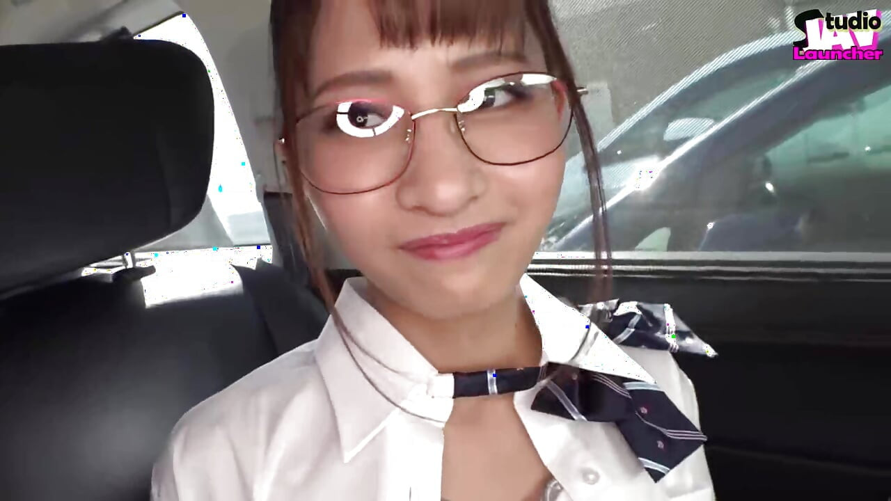 柔和的光暈——你能處理這位甜美的繆斯女神如何在鏡頭前喝完她的飲料嗎？第5章