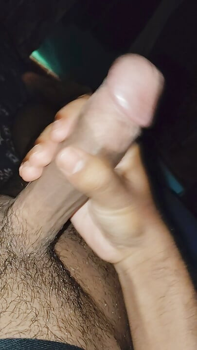 Big Dick Desi big guy played with his Dick