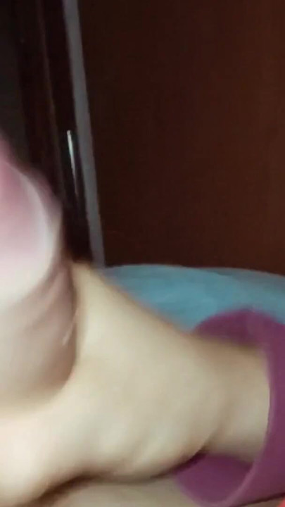 Svršavam u svesku bar bolje proučavam drolju (DIJALOG ITA 4GIRLS) | Klip 1