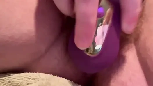 Memek berbulu gratis muncrat dan dicrot sperma hangat