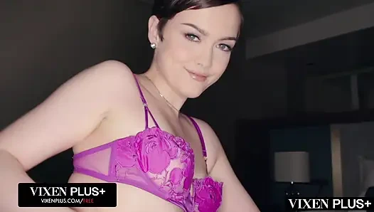 VIXENPLUS süße jade valentine wird in engen arsch gefickt