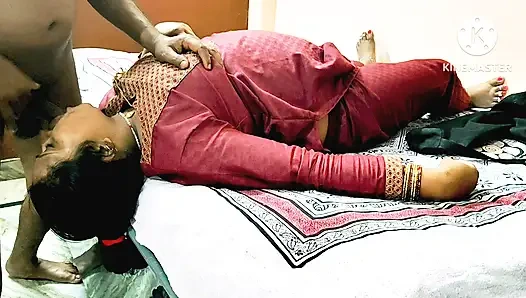 Spor salonu yengenin Hintçe mastürbasyonu