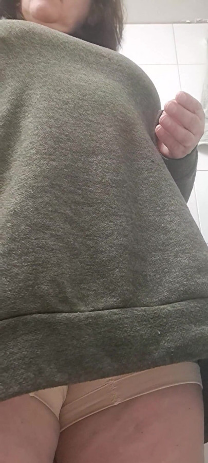 Mom Pulling Her Fat Pussy Out of the Hole in Her Big Panties