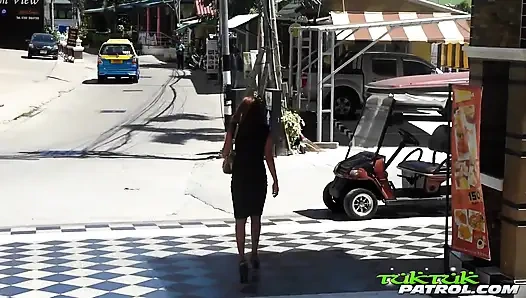 Petite thai pussy pounded