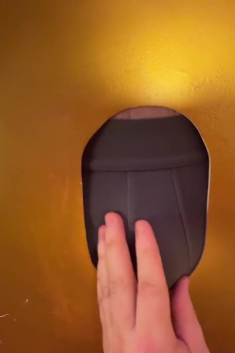 Gloryhole Volcano: Two Foreskin Vampires Drain Xxl Monster for 40-min Mega-eruption