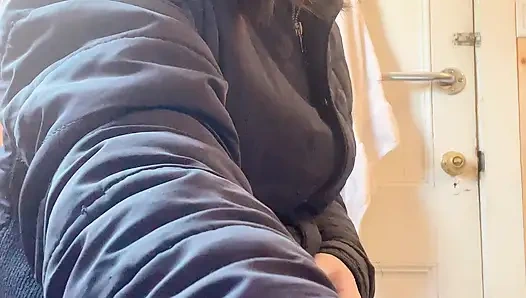 Nake Seksiden Çirkin Dess Giymek Için Hana Değişikliği