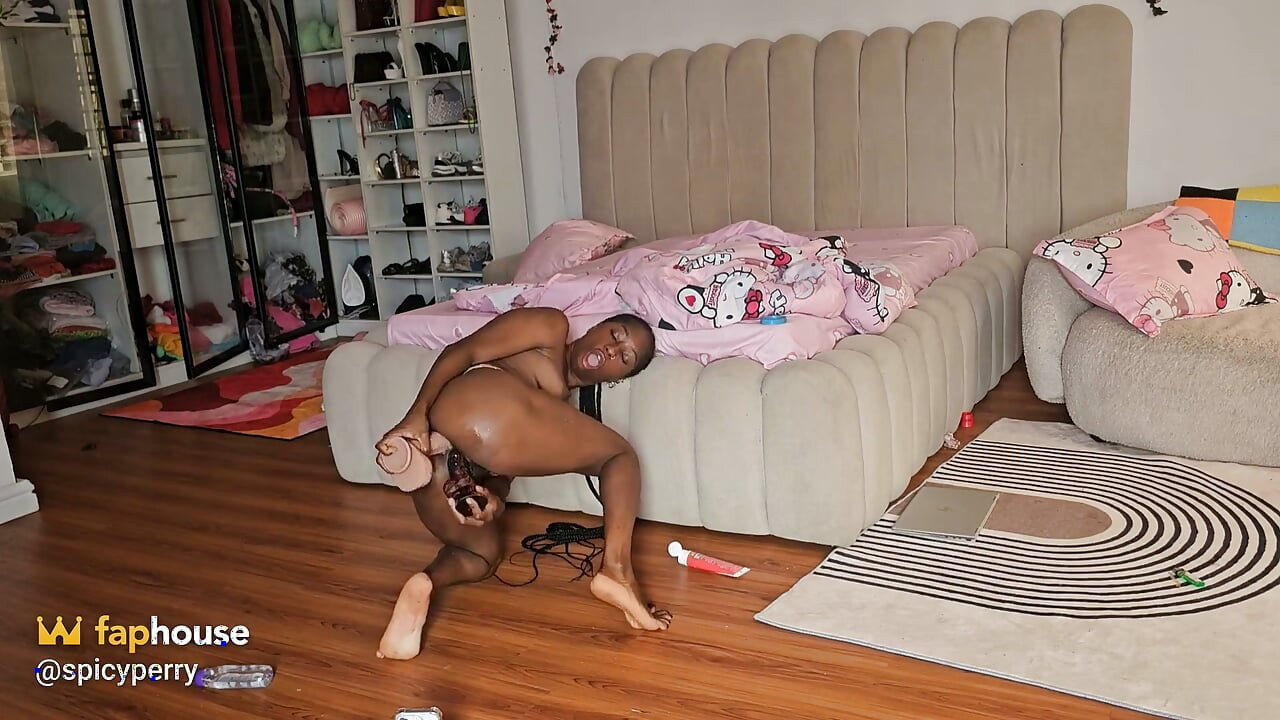 Slutting Out My Asshole and Pussy for Stepdaddy on Cam
