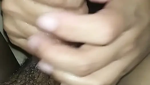 Свадебное платье тети Анны, должно быть, было сделано к ее свадебное платье