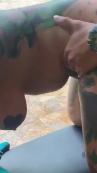 내 음란한 선생님은 내 얼굴에 공을 넣어 | 클리 2