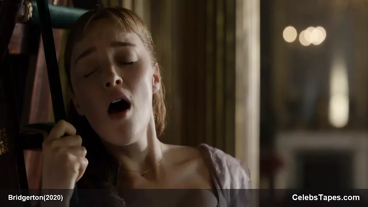 Phoebe Dynevor sex tape by Banned Sex Tapes – Celebrity, Pussy, English, Nude, Brunette HD Porn | xHamster