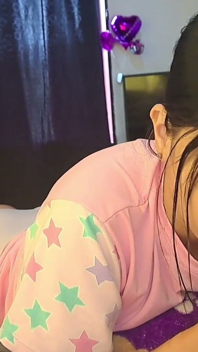 Schoolgirl loves to suck cock while my aunt is not at home, she is very horny | Clip 2