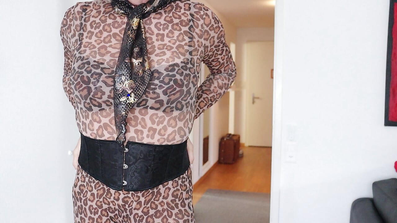 Tight dress, short skirt, Mastrubation, Cum Play