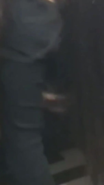 Zapanjujući trenutak iz "Kasnonoćni seks s slatkom zaobljenom 19-godišnjom djevojkom koju sam upoznao u noćnom klubu 1. dio"