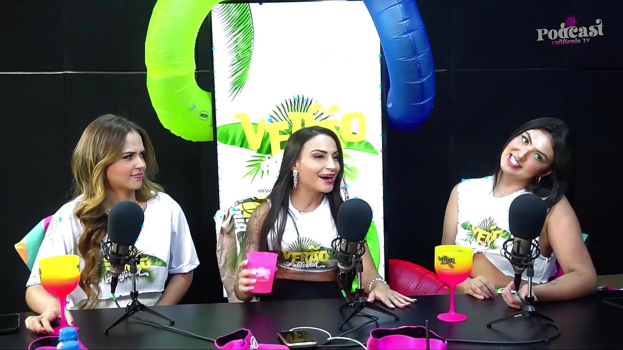 Pagode Da Ofensa - Ep. Summer California: Agnes, Clara Wellen and Monique Bertolini