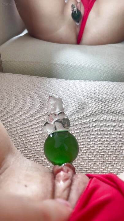 She start to play near mirror and dont stop until have orgasm