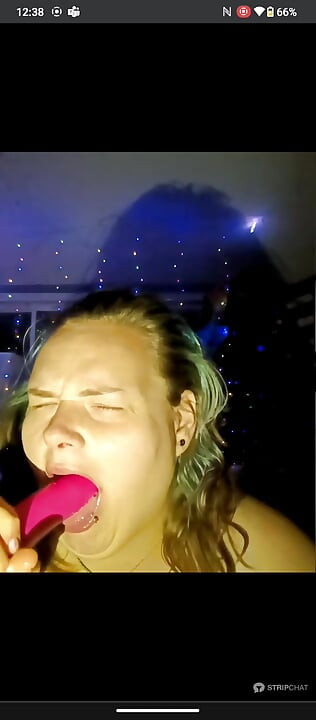 Solo Deepthroat and face smacks