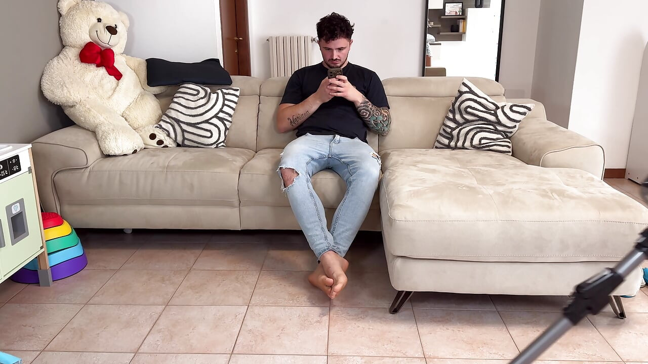 Cleaning Lady Bent Over at 90, She Makes Me so Horny That I End up Fucking Her and Get Ridden, Cumshot in Mouth