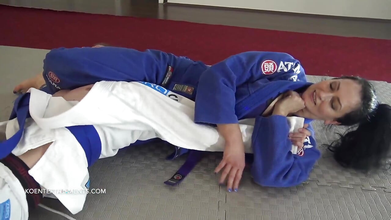 Suzie vs. Potter - Gi