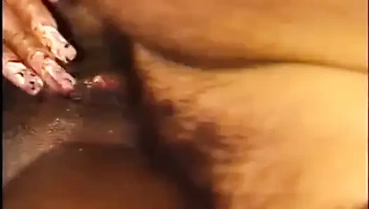Büyük yarak emiyor amcık sikiyor dildo grup seks partisi