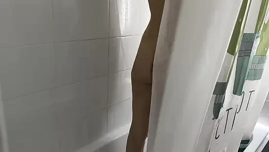 Sneaking on My Brother's Hot Wife Led to Wild Creampie Sex