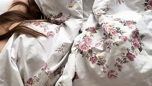 Gorgeous Stepsis Milks Your Cock Until You Cum on Her Belly – POV