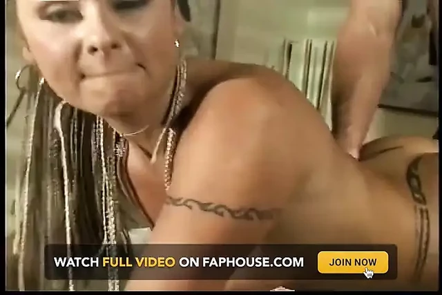 Big Ass Hot Ebony Babe Enjoys a Deep Asshole Fuck with Her Big Cock Dude