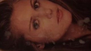 Трибьют спермы для Julianna Guill - камшот на лицо для горячей грудастой знаменитости