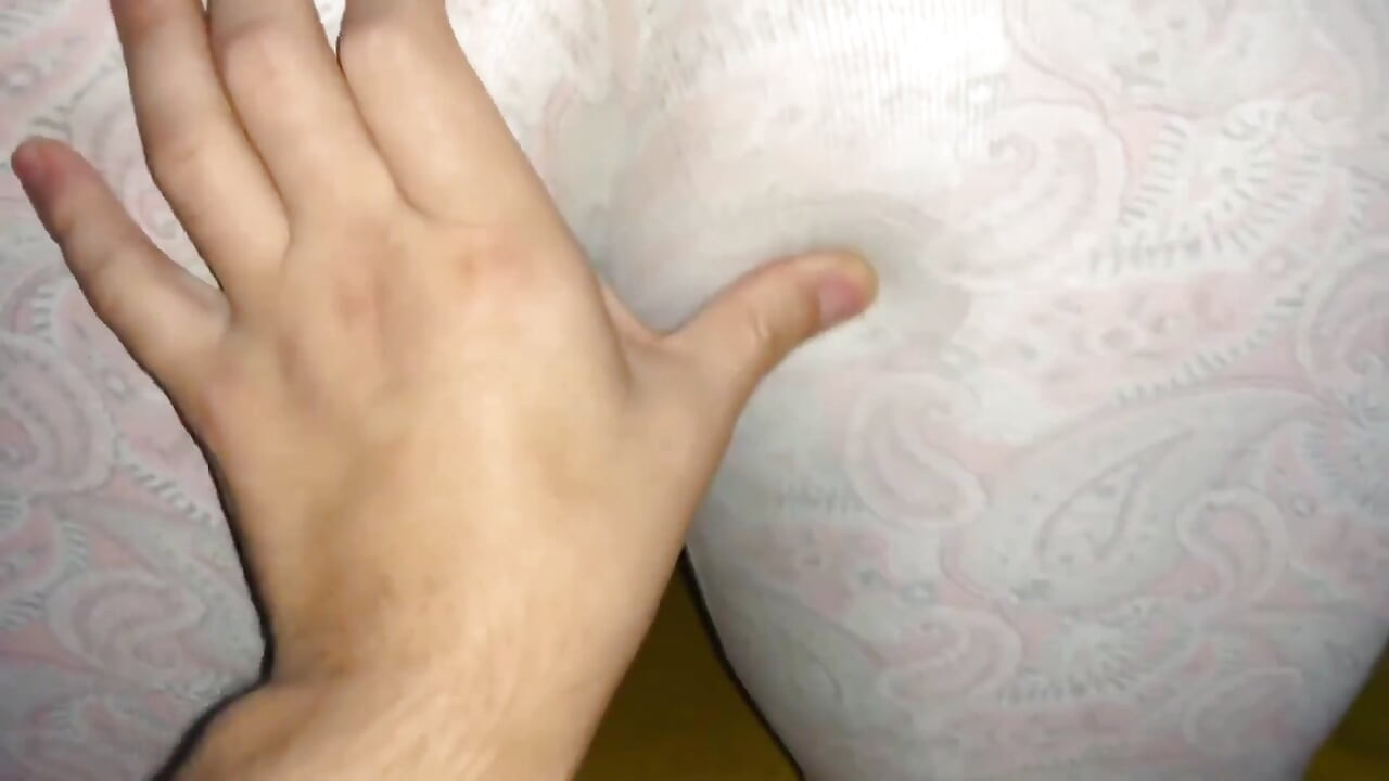 Crampie Arab Wife in Saudia Arabia