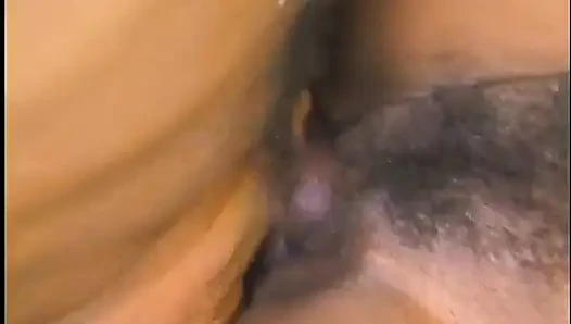 Wanita kulit hitam dengan toket aduhai ini dientot habis-habisan sama kontol besar sampai memeknya menganga lebar