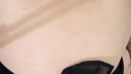 Aku cuma minta dipijat sama pacarku