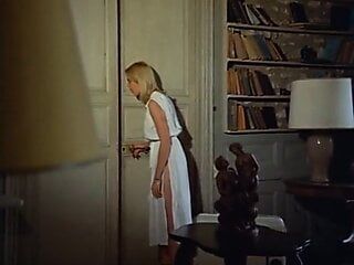 Сцена 3 из Penalnatat De Jeunes Filles (1981), Marylin Jess