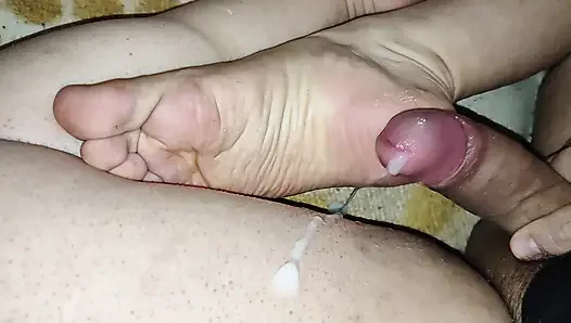 Bigass chubby trans caresses his cock