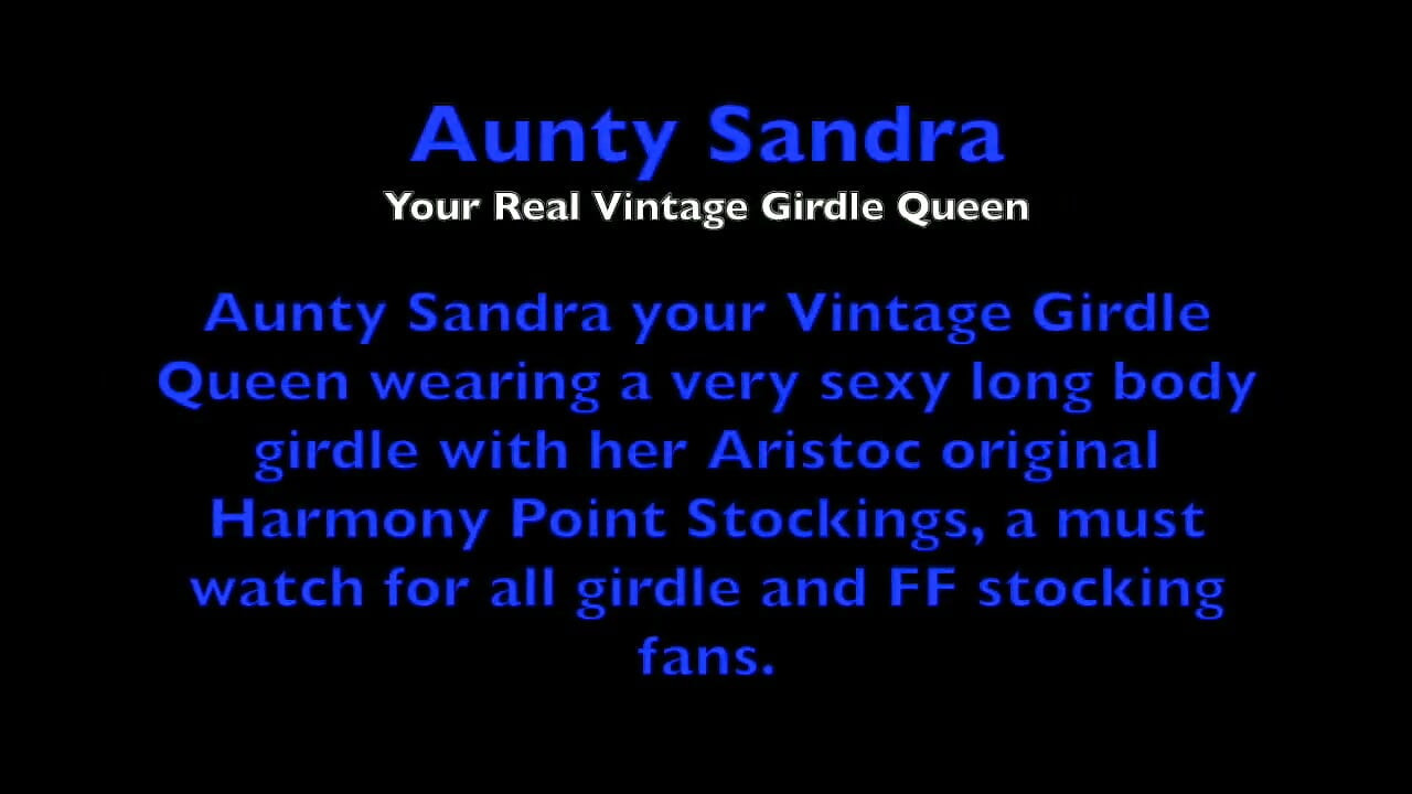 Tante Sandra En Haar Lange Lichaamsgordel Vgq67