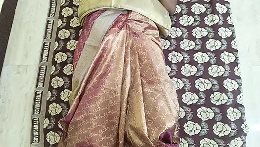 Village cheating Housewife